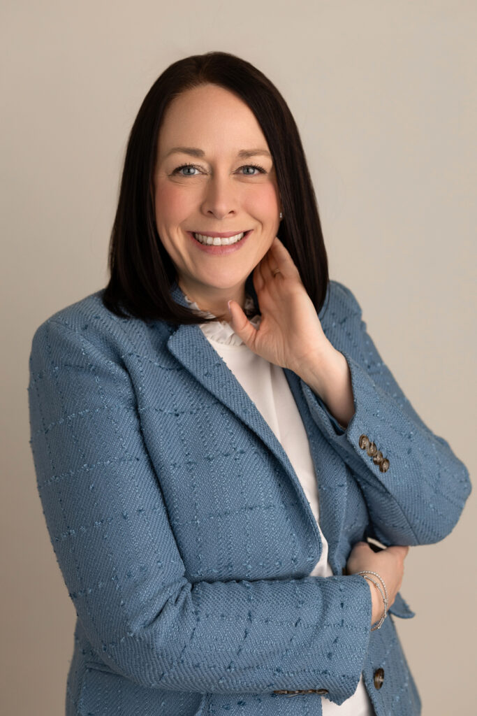 best Milwaukee headshots and personal branding photographer, Milwaukee headshots, headshots near me, Milwaukee personal branding photographer